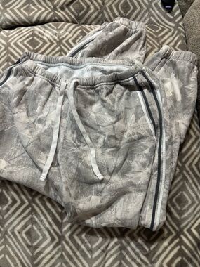 Hollister Light Gray camo sweatpants with Side Stripe